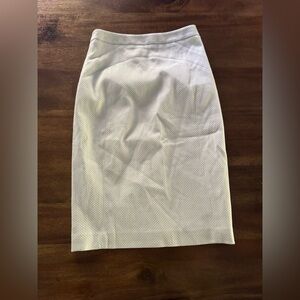 Reiss light Gray Pencil Skirt Knee-Length Workwear Size 4